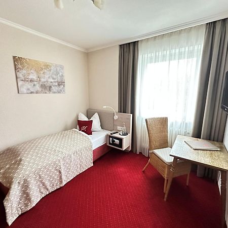 Hotel Mutz Garni Inning am Ammersee Kültér fotó